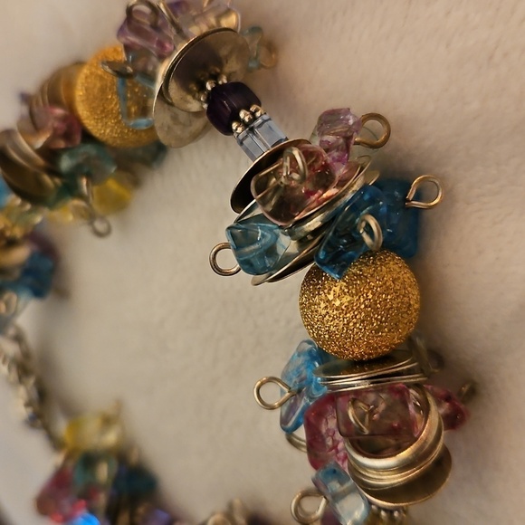ARTISAN Colorful Atomic Beaded Cha Cha Bracelet - Picture 3 of 7
